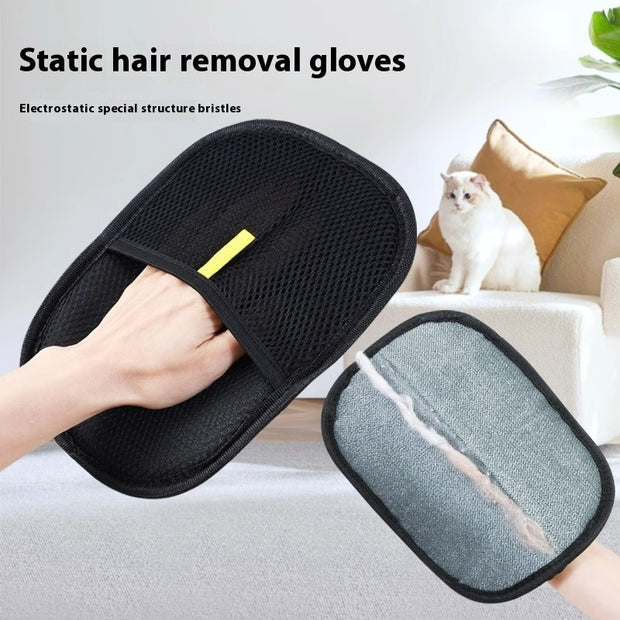 Static hair removal gloves with electrostatic bristles. Ideal for cleaning pet hair from furniture and clothes.